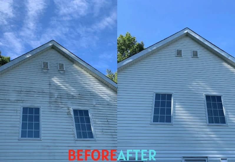 Solon Power Washing professional performing house washing service in Solon